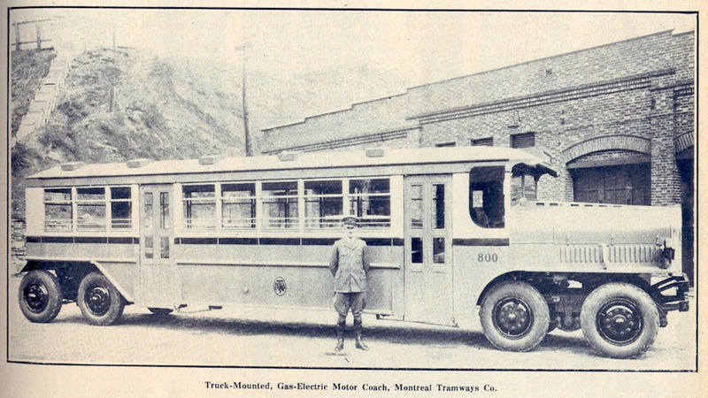 Illustration for article titled Sleek and Sexy Bus Concepts from the Future that Never Was